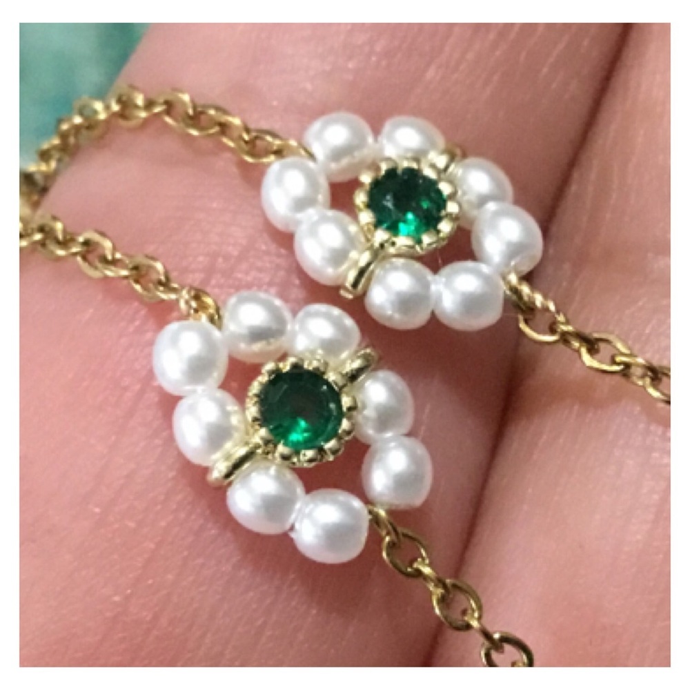 Adorable Emerald Green Rhinestone Pearl Bracelet
